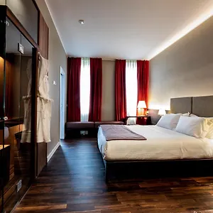 10-keys-milano.italymilanhotels.net/